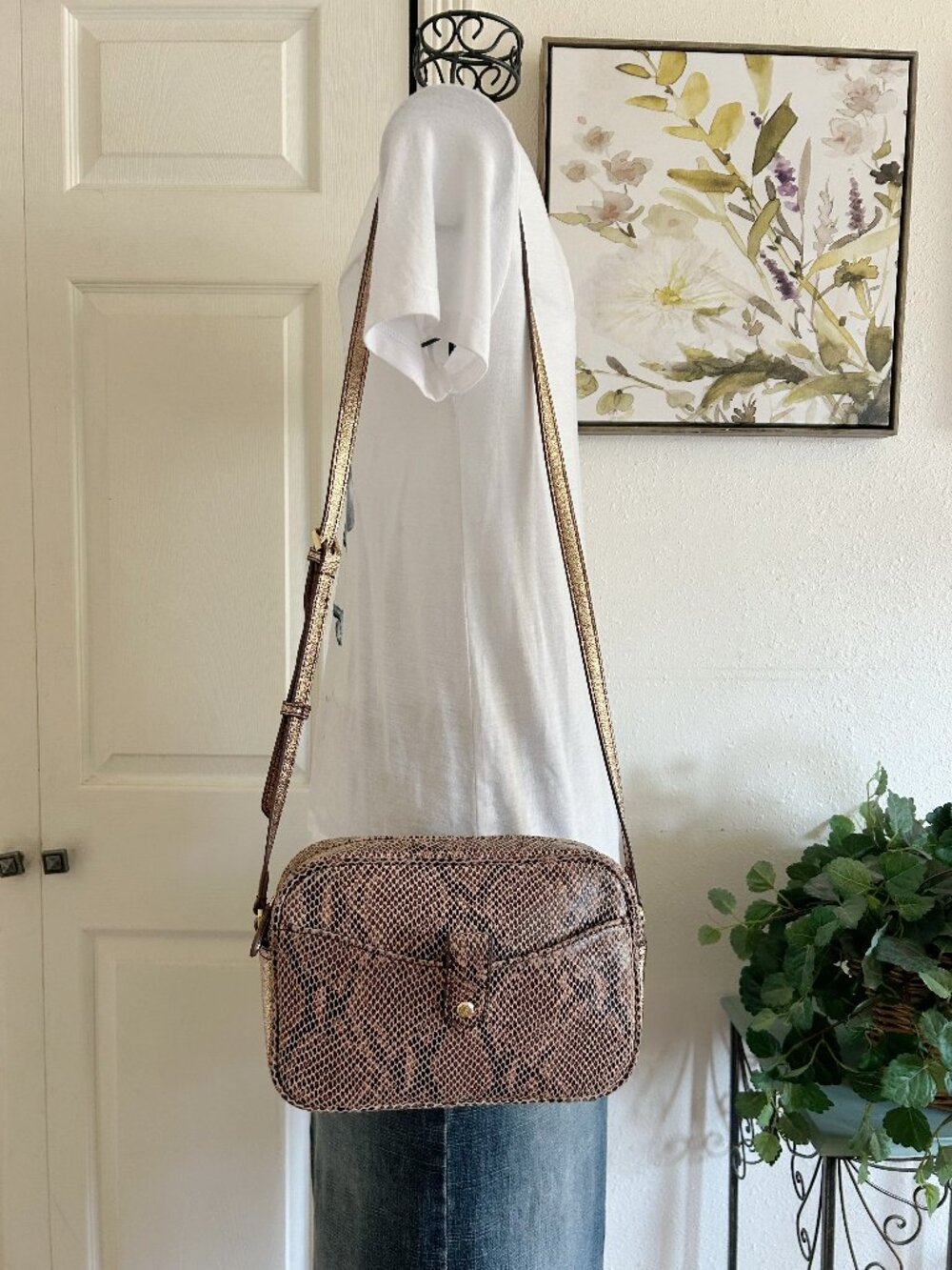 G.I.L.I. Metallic Rose Snake-Print Crossbody Bag